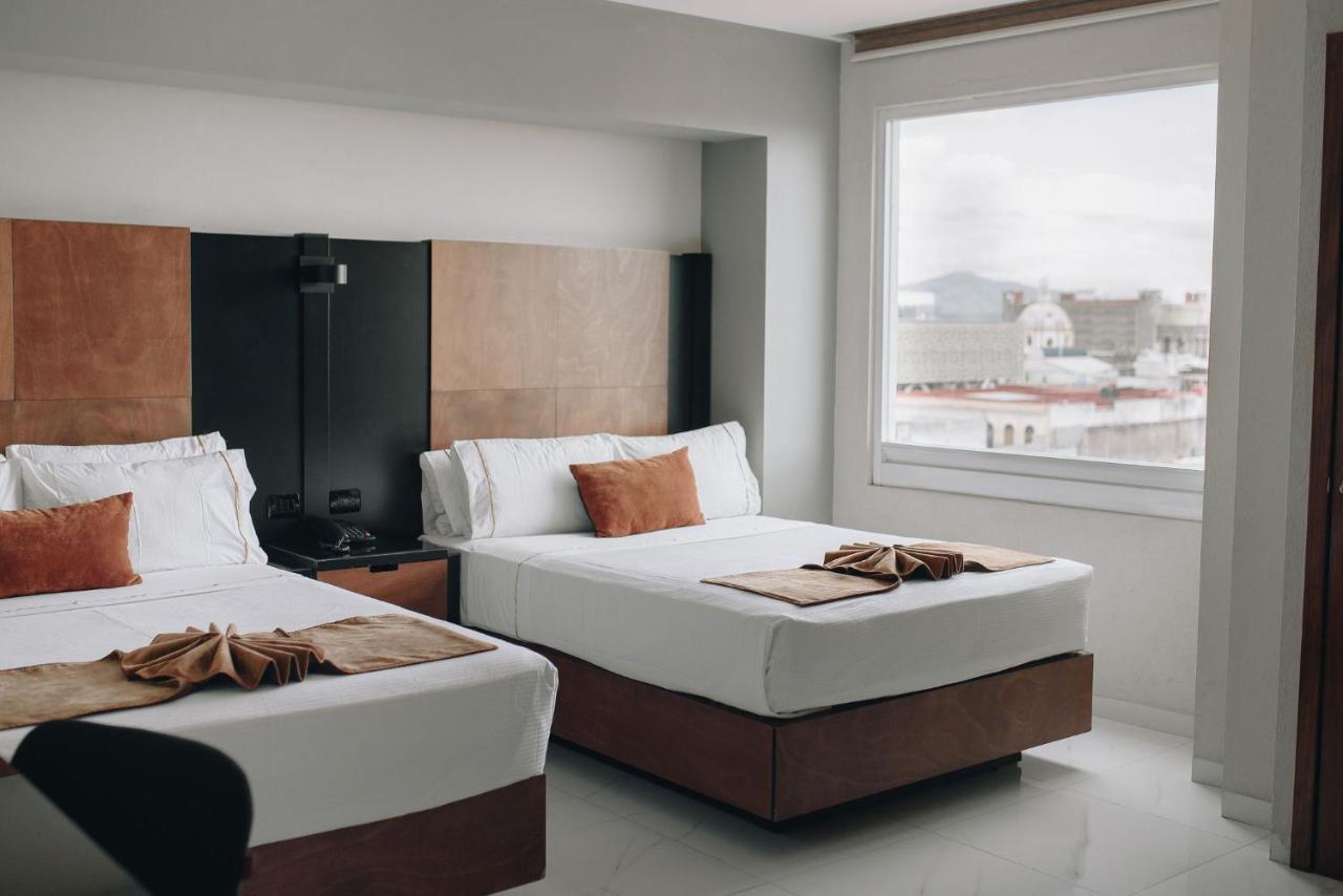 Hotel Dali Plaza Ejecutivo Guadalajara Zewnętrze zdjęcie