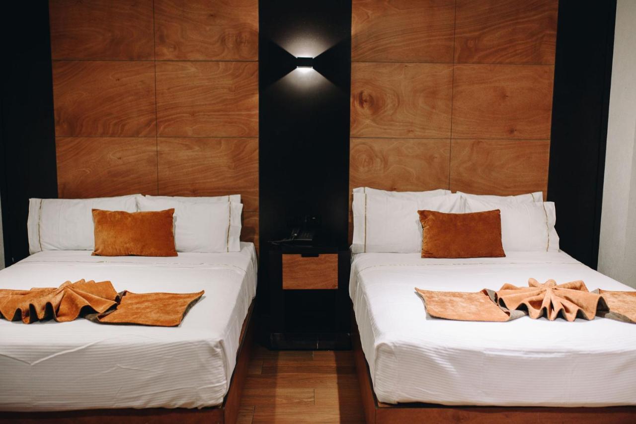 Hotel Dali Plaza Ejecutivo Guadalajara Zewnętrze zdjęcie