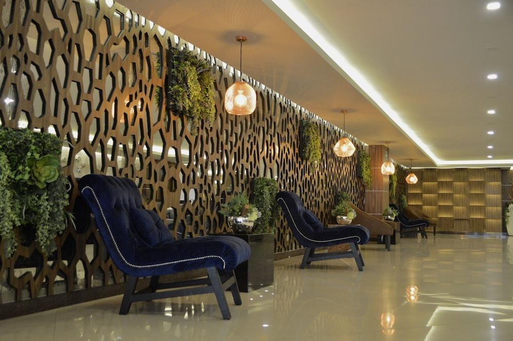 Hotel Dali Plaza Ejecutivo Guadalajara Zewnętrze zdjęcie
